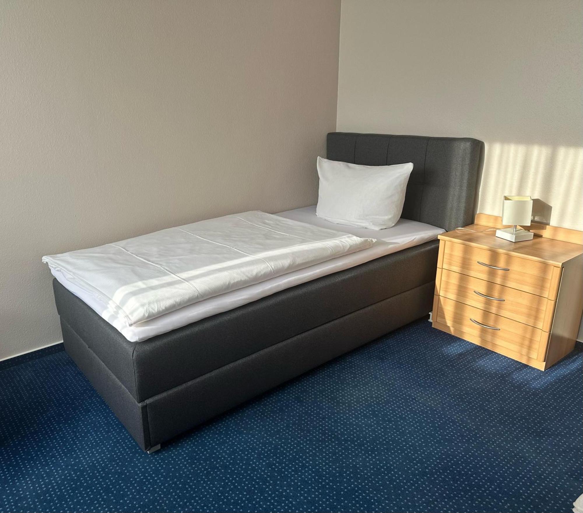 Hotel Km Darmstadt Extérieur photo