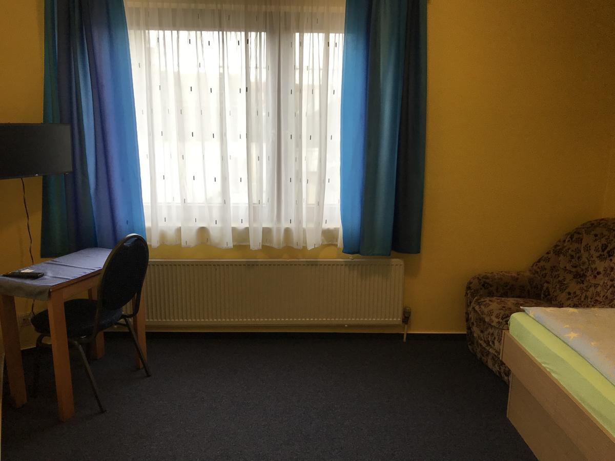 Hotel Km Darmstadt Extérieur photo